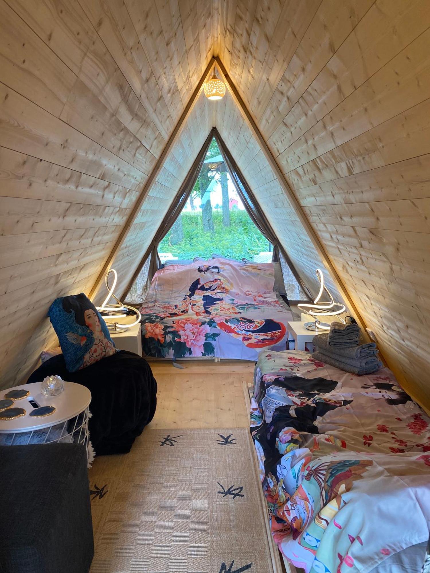 ホテル Soerby Glamping Klockrike エクステリア 写真