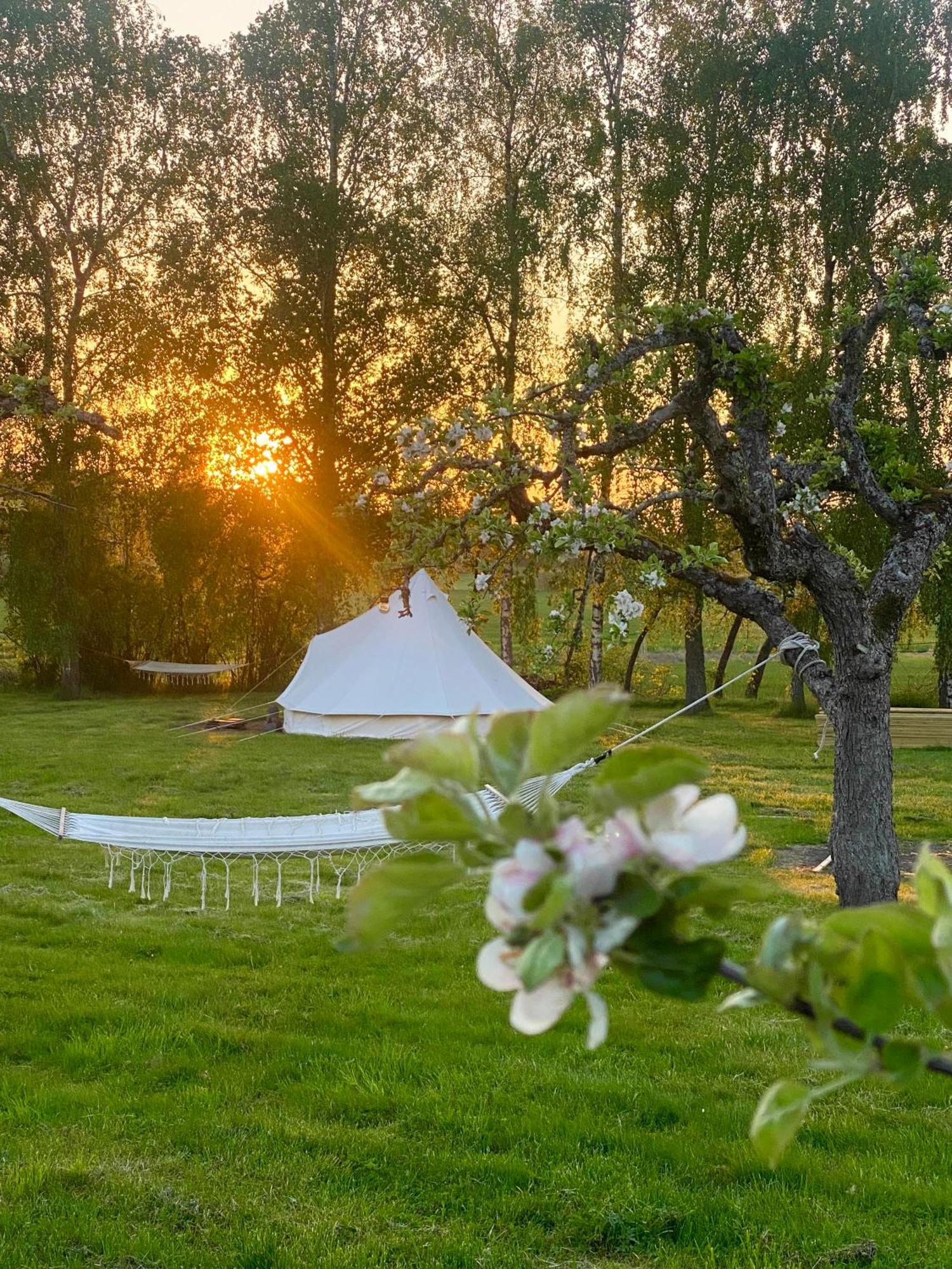 ホテル Soerby Glamping Klockrike エクステリア 写真